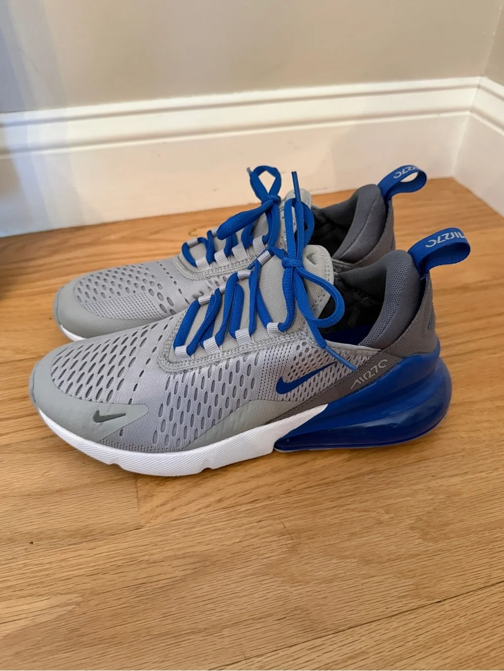 Nike Air Max 270 – Big Kids’ Size 7Y